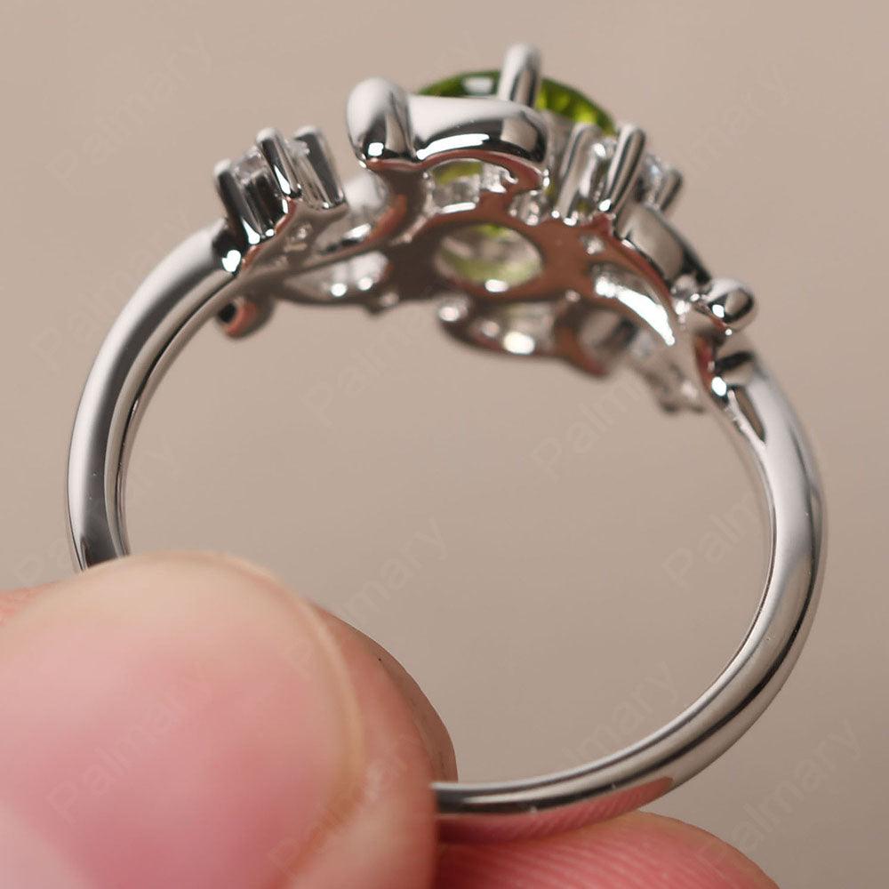 Round Cut Peridot Ring - Palmary