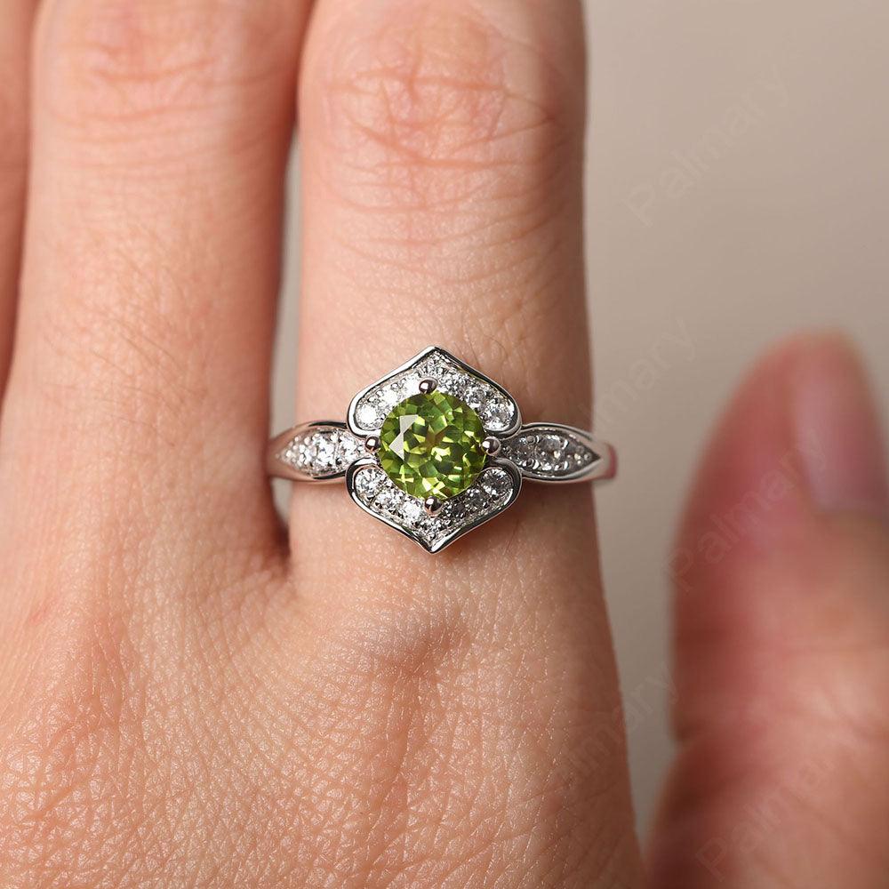 Brilliant Peridot Lotus Ring - Palmary