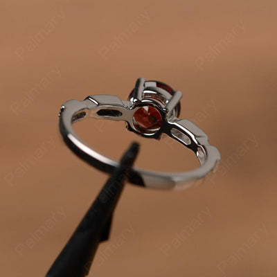 Round Cut Garnet Wedding Rings - Palmary