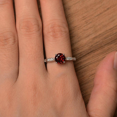 Round Cut Garnet Wedding Rings - Palmary
