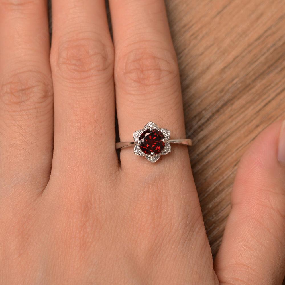 Round Cut Flower Garnet Engagement Rings - Palmary