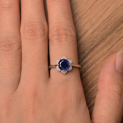 Round Cut Flower Sapphire Engagement Rings - Palmary