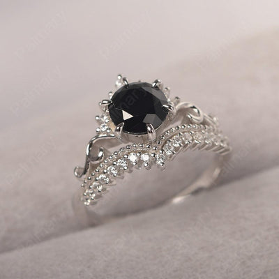 Round Cut Black Spinel Cocktail Ring - Palmary