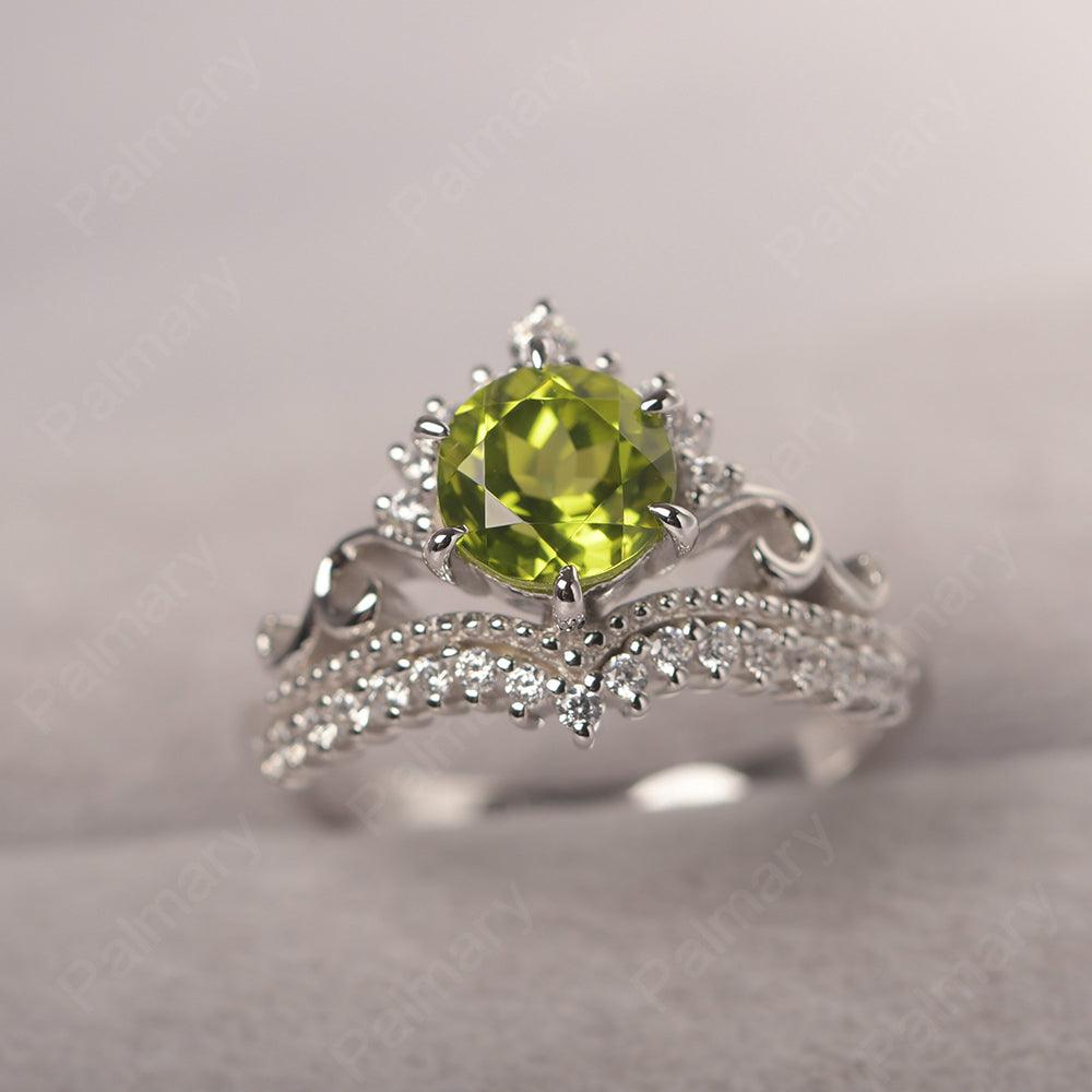 Round Cut Peridot Cocktail Ring - Palmary