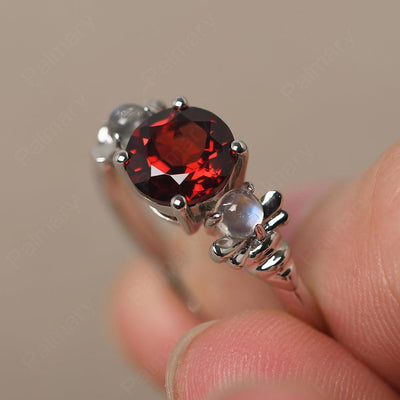 Three Stone Garnet Mother Ring - Palmary