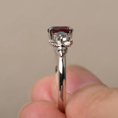 Three Stone Garnet Mother Ring - Palmary