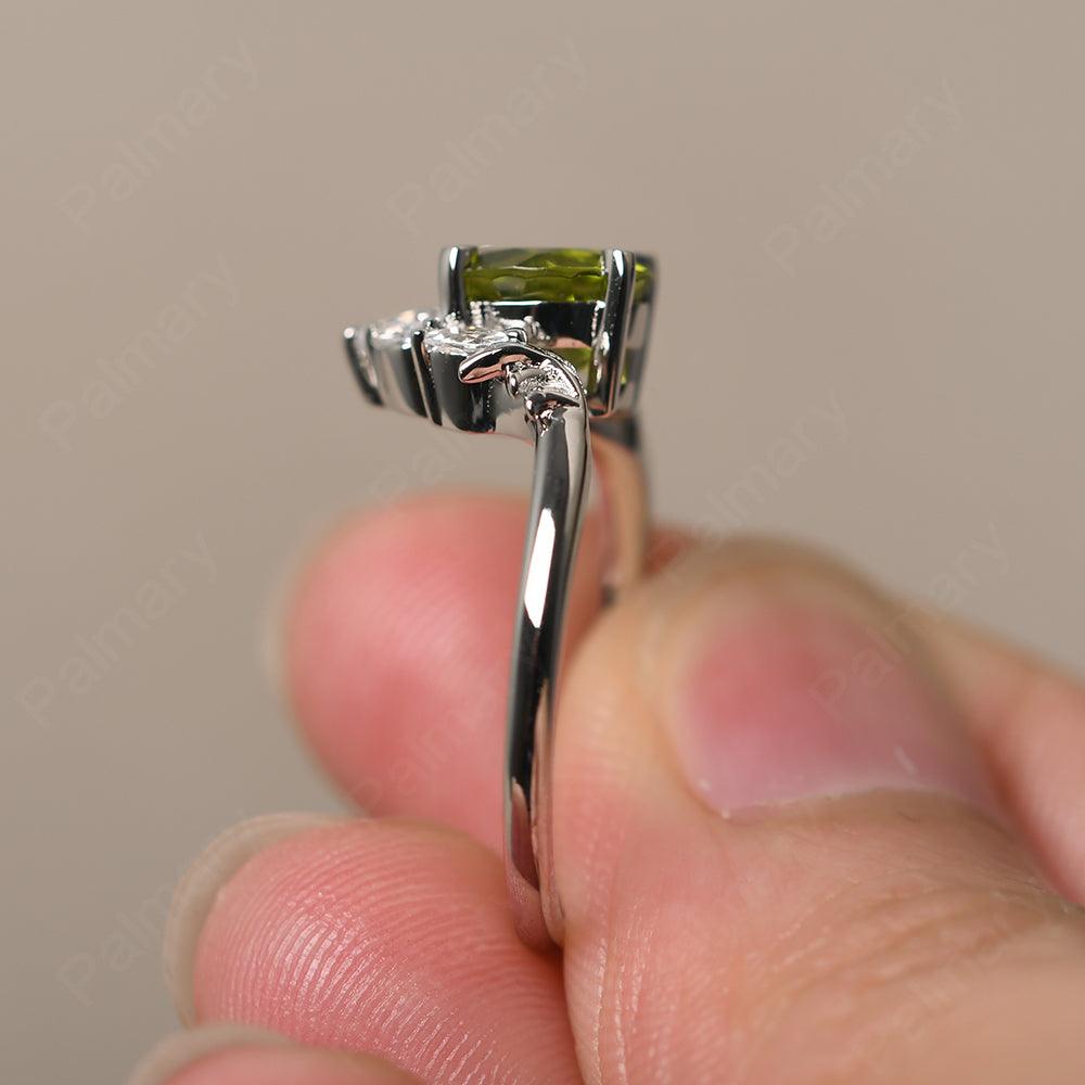 Round Peridot Alternative Engagement Rings - Palmary