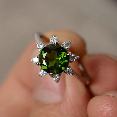 Round Cut Diopside Halo Rings - Palmary