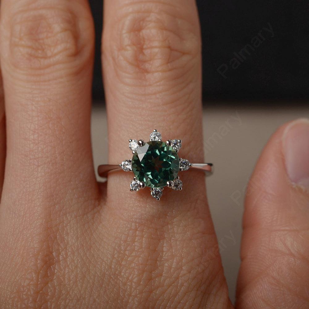 Round Cut Green Sapphire Halo Rings - Palmary