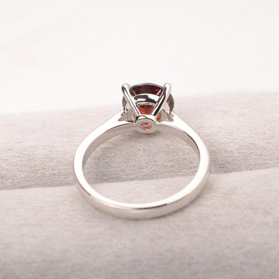 Sharp Prong Round Garnet Solitaire Ring - Palmary