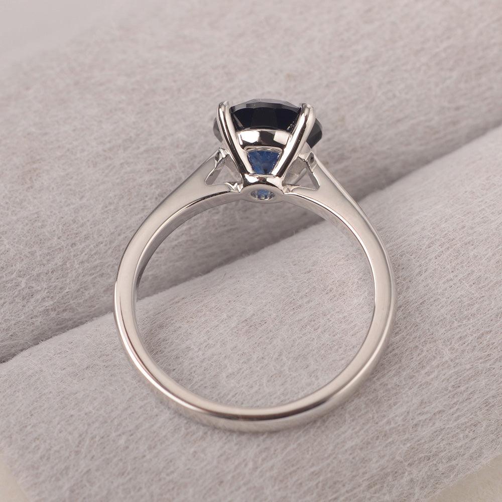 Sharp Prong Round Sapphire Solitaire Ring - Palmary