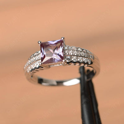 Princess Cut Alexandrite Engagement Rings - Palmary