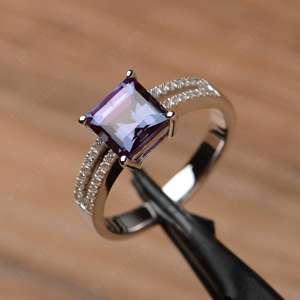Square Cut Alexandrite Split Rings - Palmary