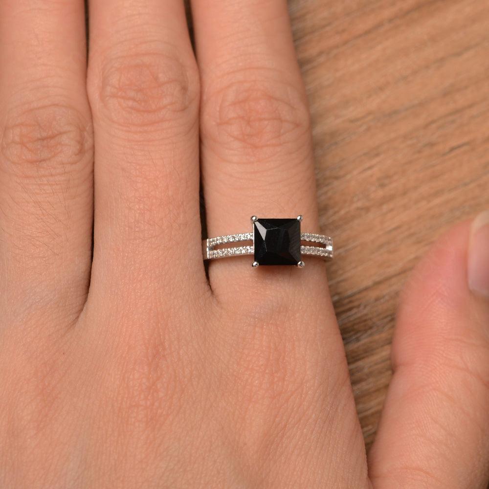 Princess Cut Black Spinel Split Rings - Palmary