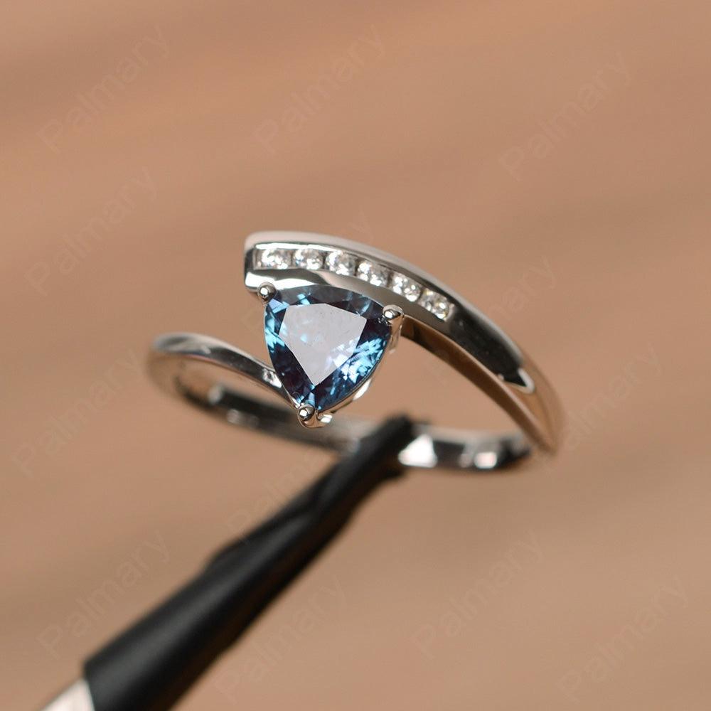 Trillion Cut Alexandrite Engagement Rings - Palmary