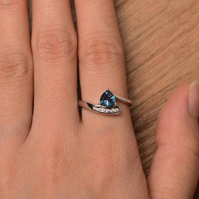 Trillion Cut Alexandrite Engagement Rings - Palmary